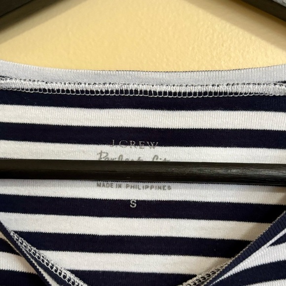 J. Crew| Casual Navy & White Striped Soft Long Sleeve Cotton Tee Shirt Sz Small - Picture 4 of 6